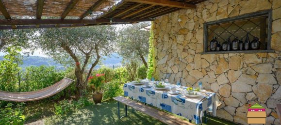 4 bedrooms Villa in Arcola, Italy No. 319085 8