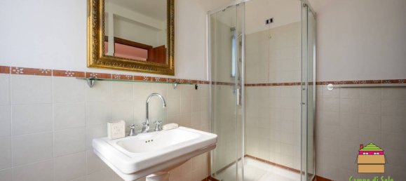 4 bedrooms Villa in Arcola, Italy No. 319085 37