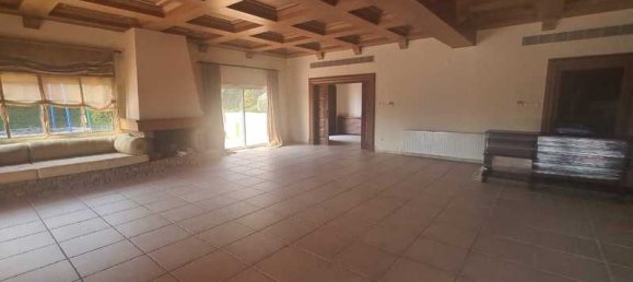 Дом с 4 спальнями в Меса Гитонья, Кипр № 17069 15