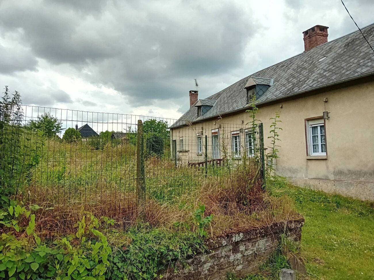 2 bedrooms House in Voulpaix, France No. 273491