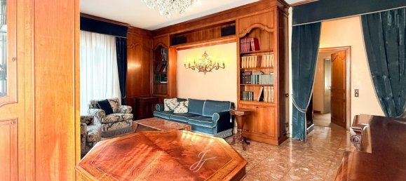 4 bedrooms Apartment in Milan, Italy No. 362651 7