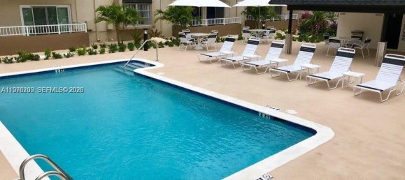 2 chambres propriété commerciale à louer à Miami, Miami-Dade, Florida, USA № 615737 3