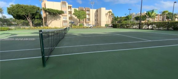 2 chambres propriété commerciale à louer à Miami, Miami-Dade, Florida, USA № 615737 2