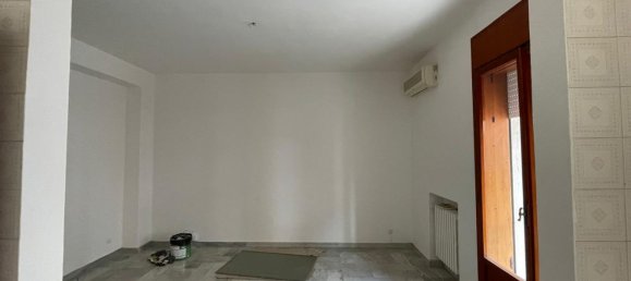 Apartamento de 4 habitaciónes en Taranto, Italy No. 176019 11