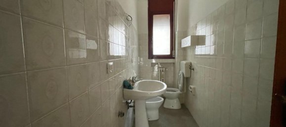 Apartamento de 4 habitaciónes en Taranto, Italy No. 176019 15