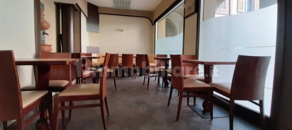 Propiedad comercial de 3 habitaciónes en Terni, Italy No. 177528 6