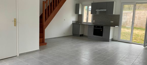 2 غرف نوم منزل في Sainte-Genevieve, France رقم 76821 2