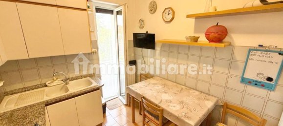 2 Schlafzimmer Wohnung in Saronno, Italy, Nr. 312502 11
