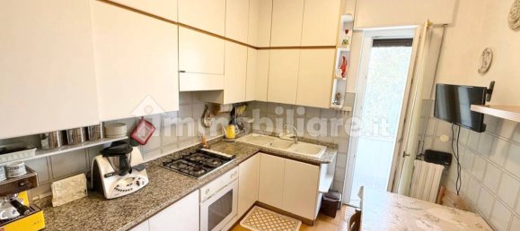 2 Schlafzimmer Wohnung in Saronno, Italy, Nr. 312502 10