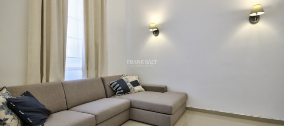 3 bedrooms Townhouse in Sliema, Malta No. 3773 2