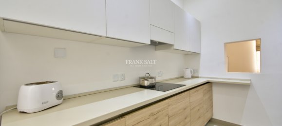 3 bedrooms Townhouse in Sliema, Malta No. 3773 8