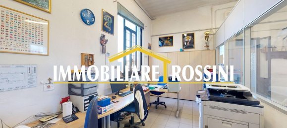 Casa T7 em Gazzada Schianno, Italy N.º 361257 19