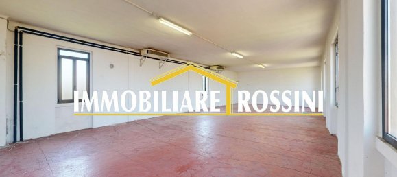 Casa T7 em Gazzada Schianno, Italy N.º 361257 12