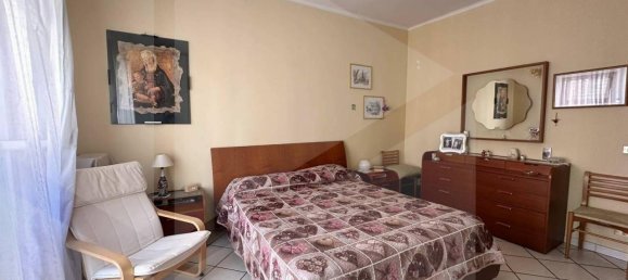 2 rooms Apartment in Bari, Italy No. 41257 3