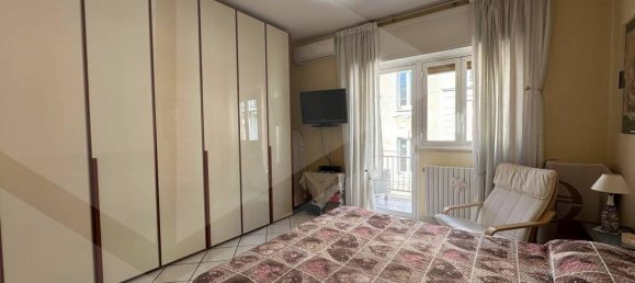 2 rooms Apartment in Bari, Italy No. 41257 4