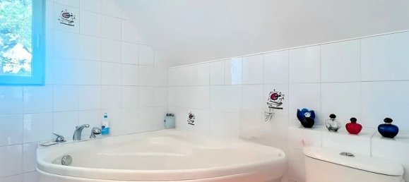 Дом с 3 спальнями в Кемпер, Франция № 199489 24