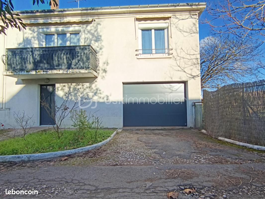 Casa T4 em Saint-Cyr-sur-Loire, France N.º 245602