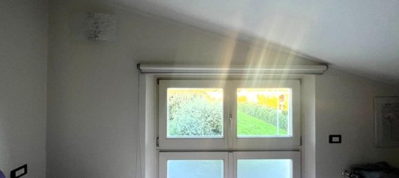 5 rooms Apartment in Massa, Italy No. 79359 39