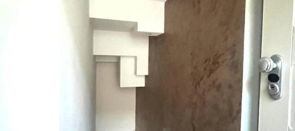 5 rooms Apartment in Massa, Italy No. 79359 24