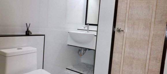 Café/restaurante de 3 dormitorios en Bang Lamung, Thailand No. 4181 25