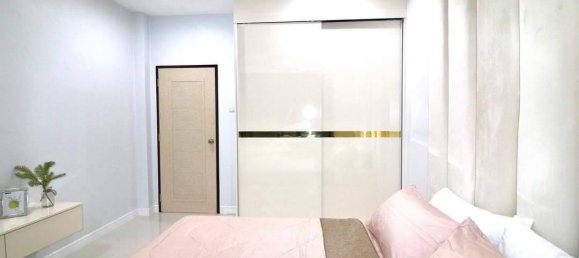 Café/restaurante de 3 dormitorios en Bang Lamung, Thailand No. 4181 29