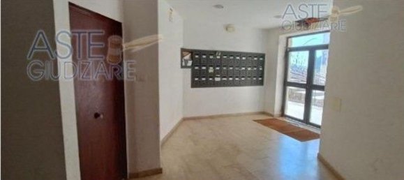 4 rooms Apartment in Valverde, Italy No. 201583 5