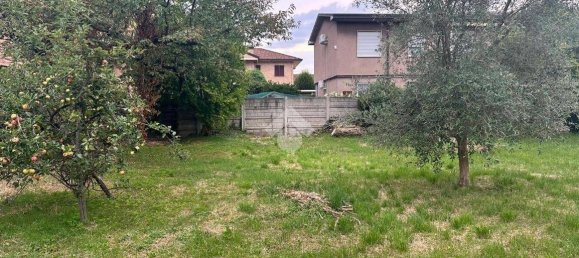 600m² Land in Verano Brianza, Italy No. 288983 13