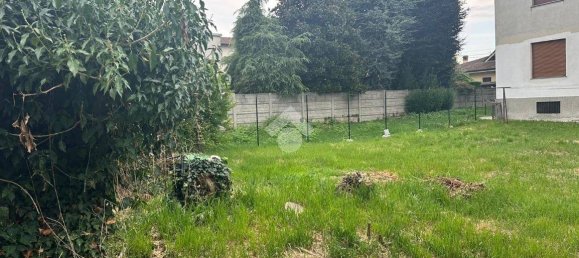 600m² Land in Verano Brianza, Italy No. 288983 8