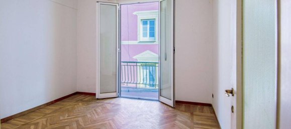 4-salle Appartement à Santa Margherita Ligure, Italy No. 177815 2