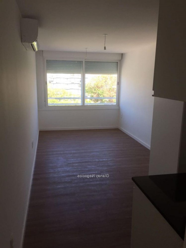 Studio in Montevideo, Uruguay No. 597