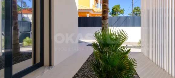 3 bedrooms House in Almada, Portugal No. 14777 8