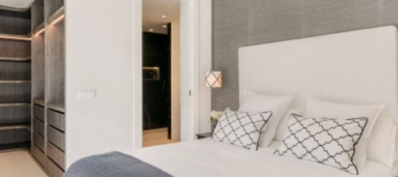 5 bedrooms House in Marbella, Spain No. 36377 12