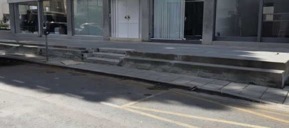 Loja de 2 divisões em Nicosia, Cyprus N.º 25988 3