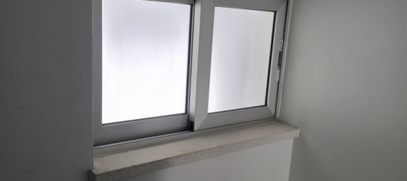 Loja de 2 divisões em Nicosia, Cyprus N.º 25988 13