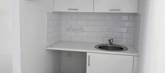 Loja de 2 divisões em Nicosia, Cyprus N.º 25988 11