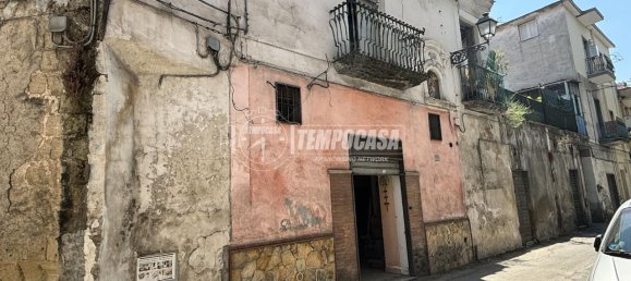 3 rooms Apartment in Aversa, Italy No. 177878 8