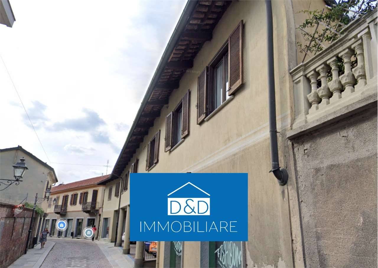 2غرفة عقار تجاري في Chieri, Italy رقم 9054