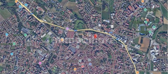 2غرفة عقار تجاري في Chieri, Italy رقم 9054 4