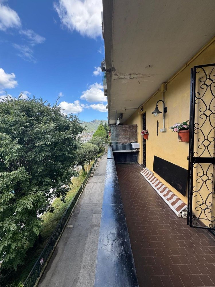 Apartamento T3 em Genoa, Italy N.º 339967