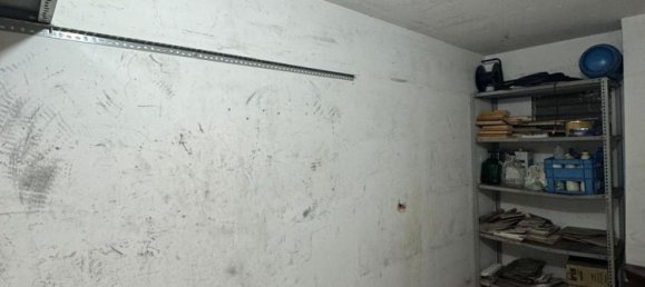 Apartamento T3 em Genoa, Italy N.º 339967 14