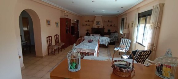 4 Schlafzimmer Haus in Aspe, Spain, Nr. 167988 12