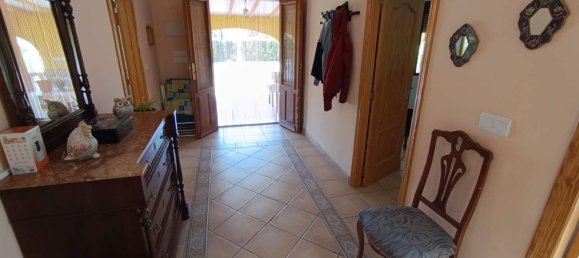 4 Schlafzimmer Haus in Aspe, Spain, Nr. 167988 21