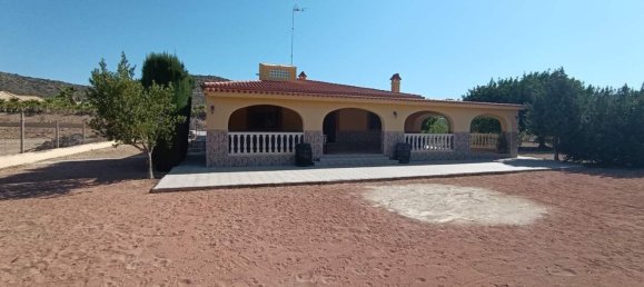 4 Schlafzimmer Haus in Aspe, Spain, Nr. 167988 7
