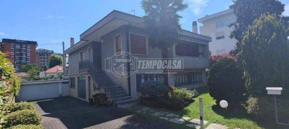 3 bedrooms Villa in Paderno Dugnano, Italy No. 211305 15