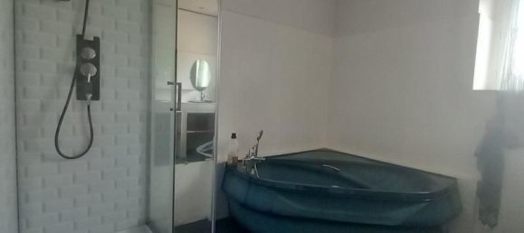 Casa de 3 dormitorios en Rive-de-Gier, France No. 317601 9