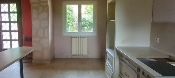 Casa de 3 dormitorios en Rive-de-Gier, France No. 317601 4