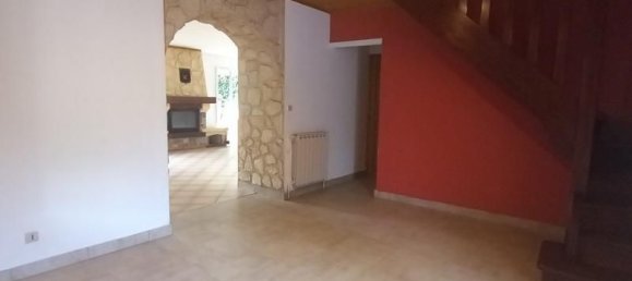 Casa de 3 dormitorios en Rive-de-Gier, France No. 317601 5