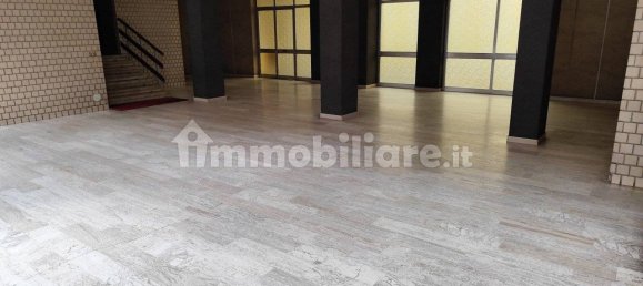 2 bedrooms Apartment in Turin, Italy No. 215635 3