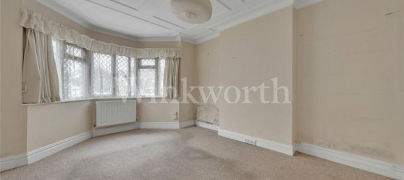 4 bedrooms House in London, United Kingdom No. 3676 2