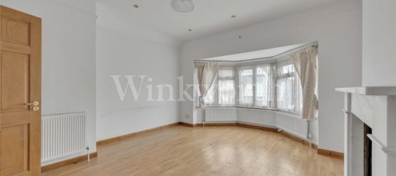 4 bedrooms House in London, United Kingdom No. 3676 7